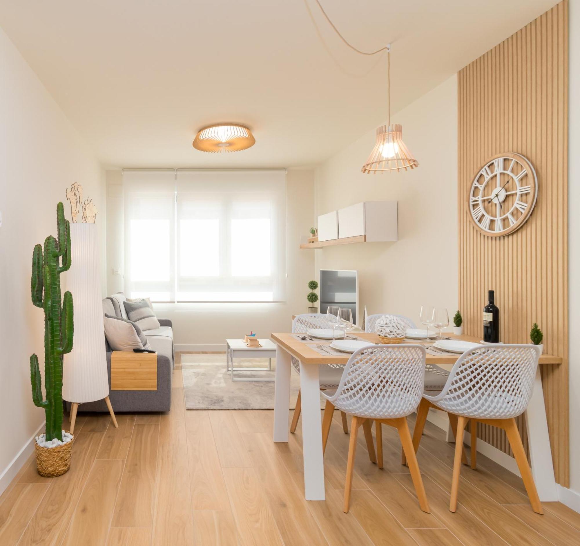 Home In Castro Con Parking Castro Urdiales Luaran gambar